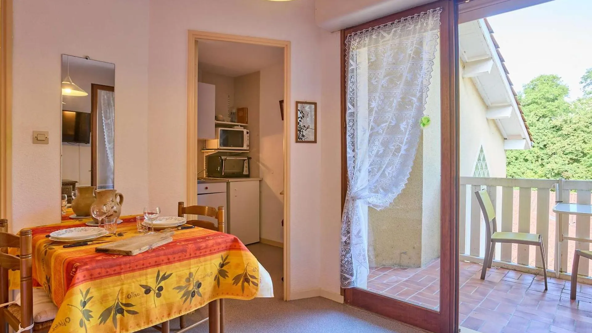 Appartement Studio Lumineux Avec Balcon, Animaux Acceptes, Wifi Gratuit - Fr-1-841-77 Barbotan-les-Thermes